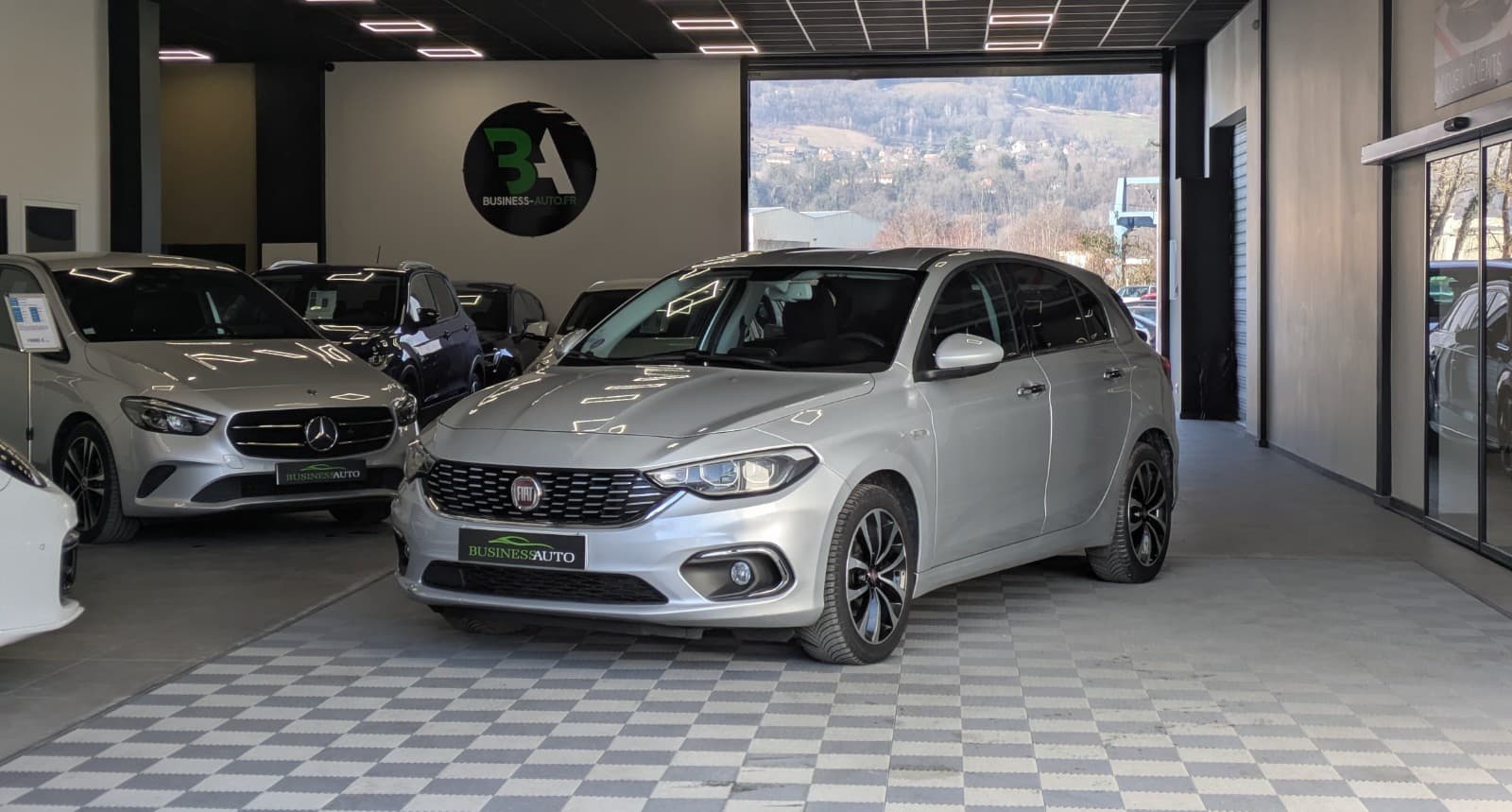 FIAT TIPO 5 PORTES MY19 E6D 1.4 T-Jet 120cv Mirror / Camera / GPS / UConnect / Crit'Air 1