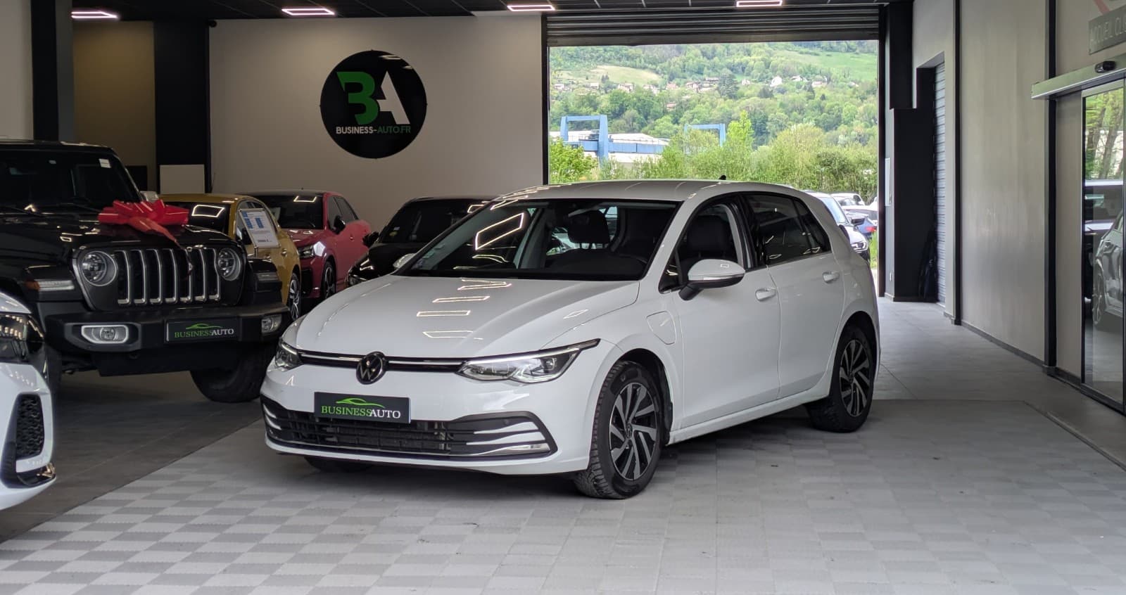 VOLKSWAGEN GOLF 1.4L Hybrid Rechargeable OPF 204cv DSG6 Style / GPS / CarPlay / Caméra de recul / Drive Select