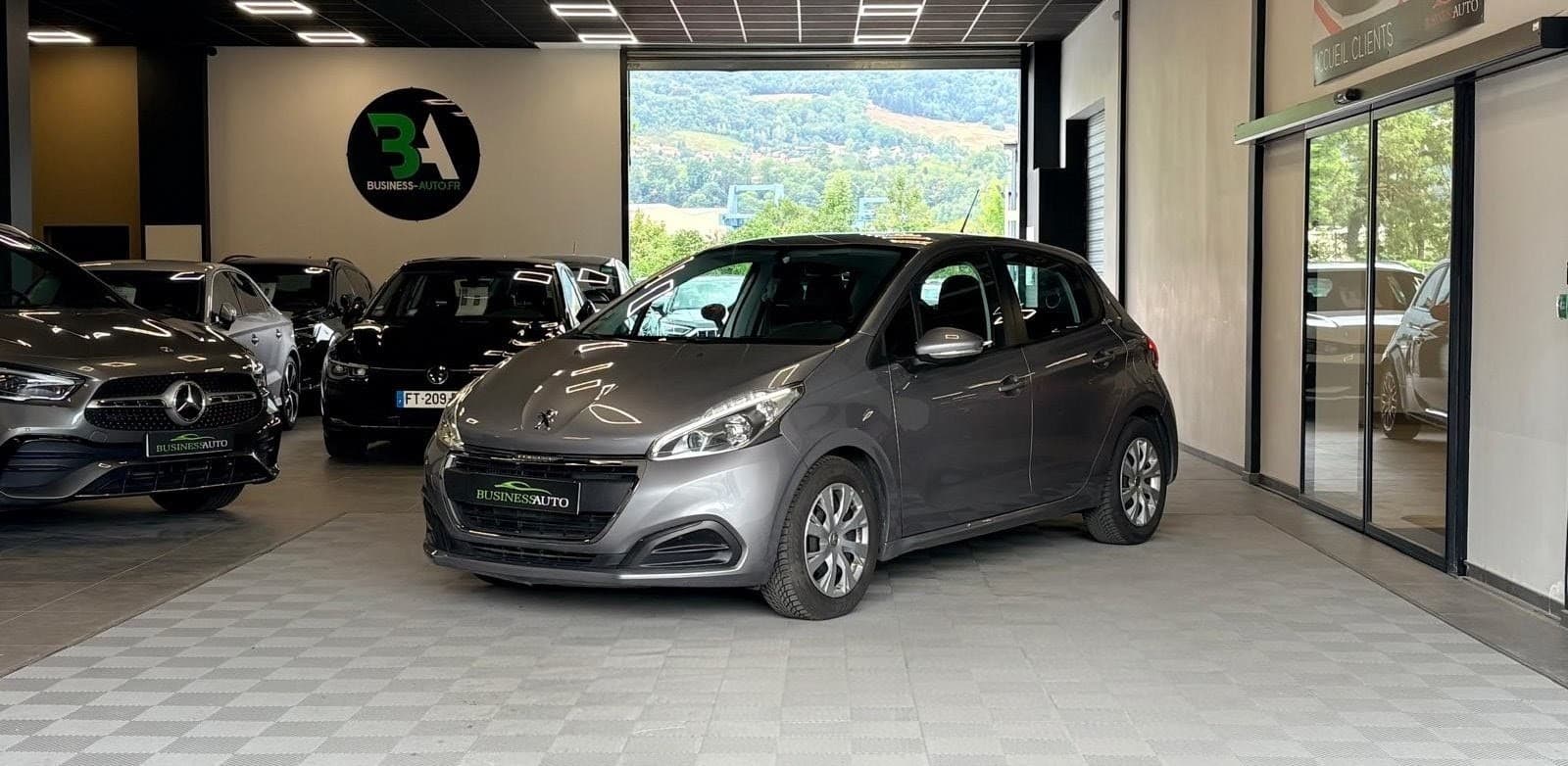 PEUGEOT 208 1.5 HDi 100cv S&S BVM6 Active / GPS / 5 Portes / Bluetooth